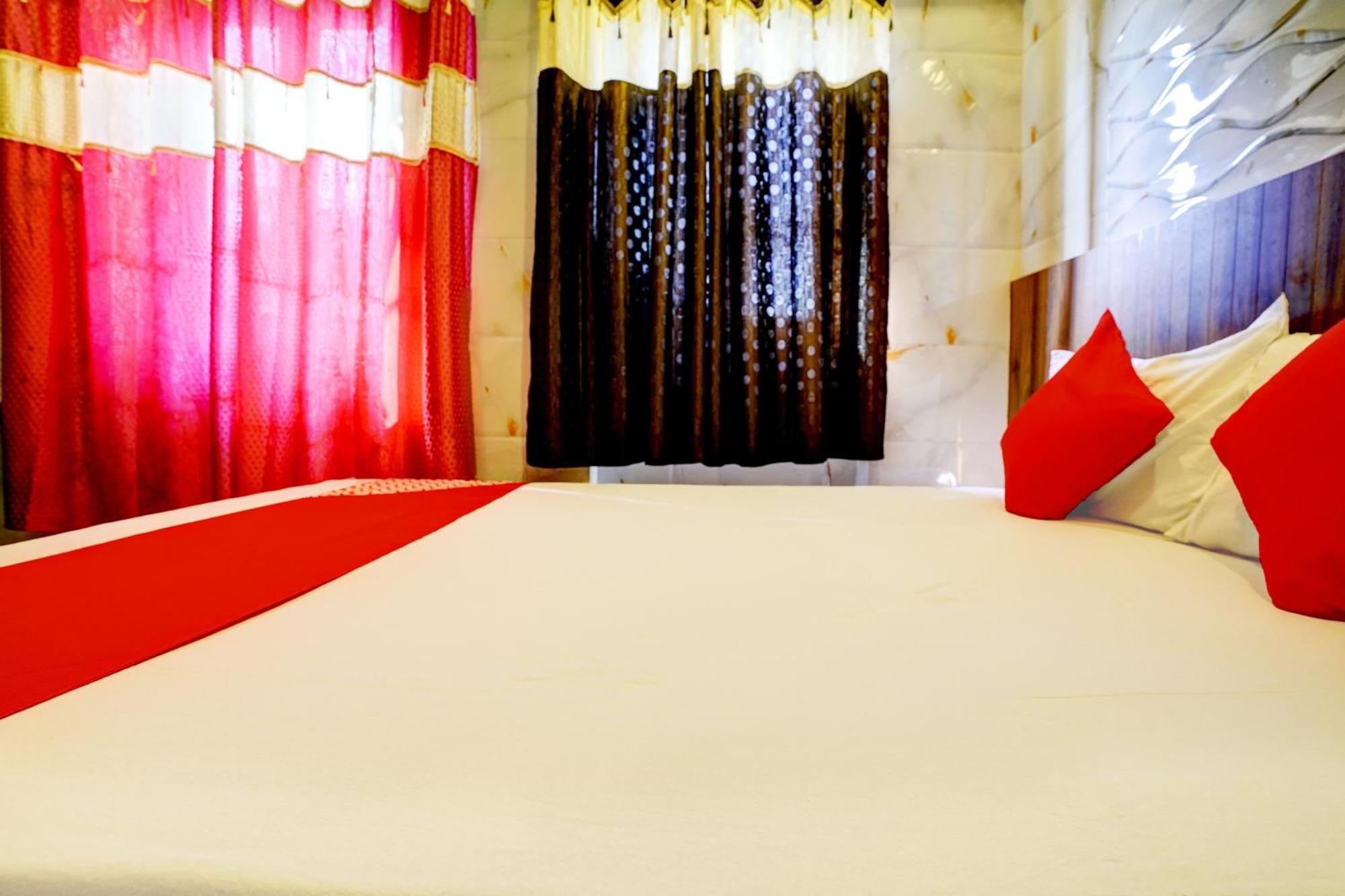 Hotel Aga Beg's Mumbai Bagian luar foto