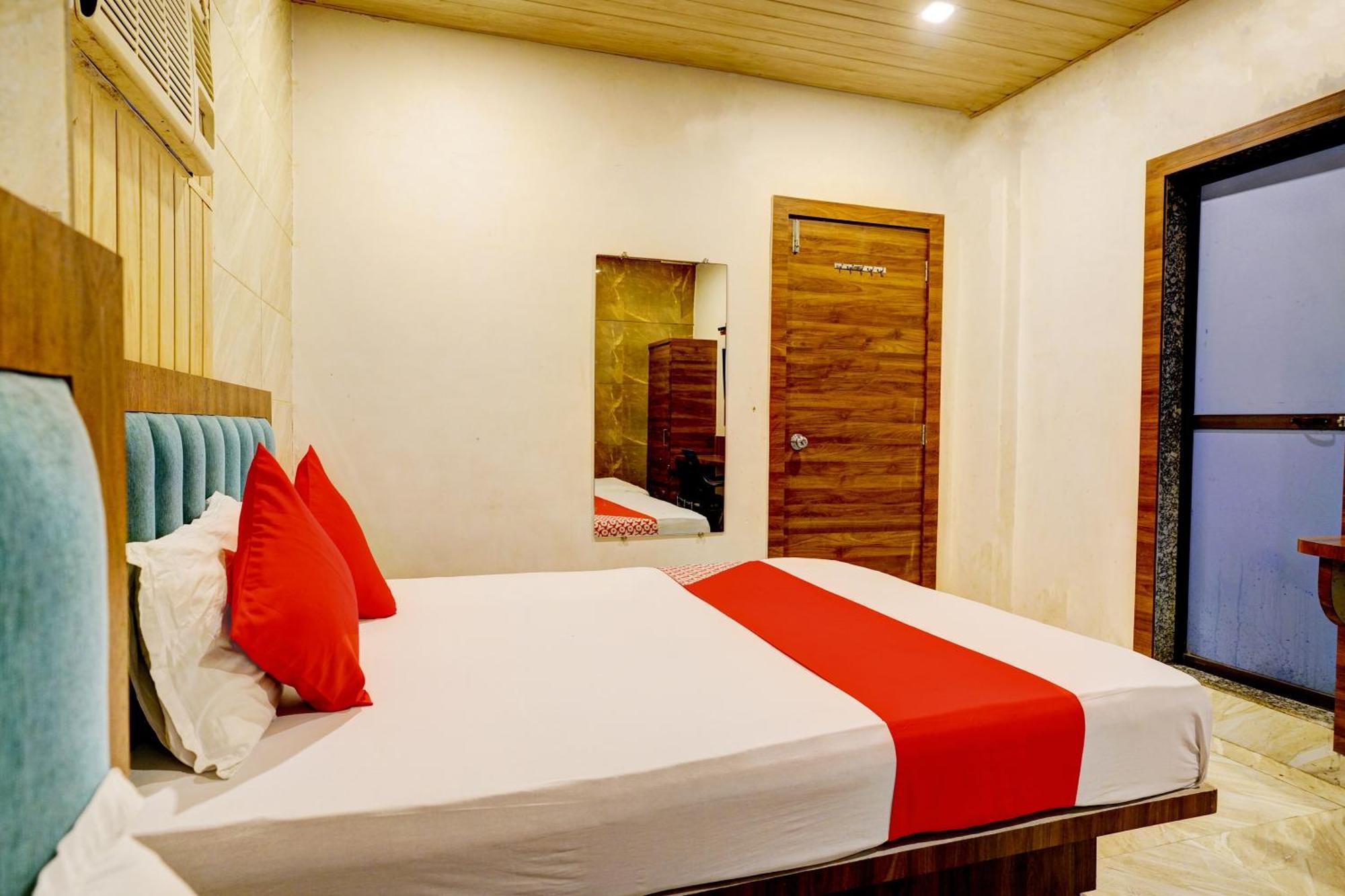 Hotel Aga Beg's Mumbai Bagian luar foto